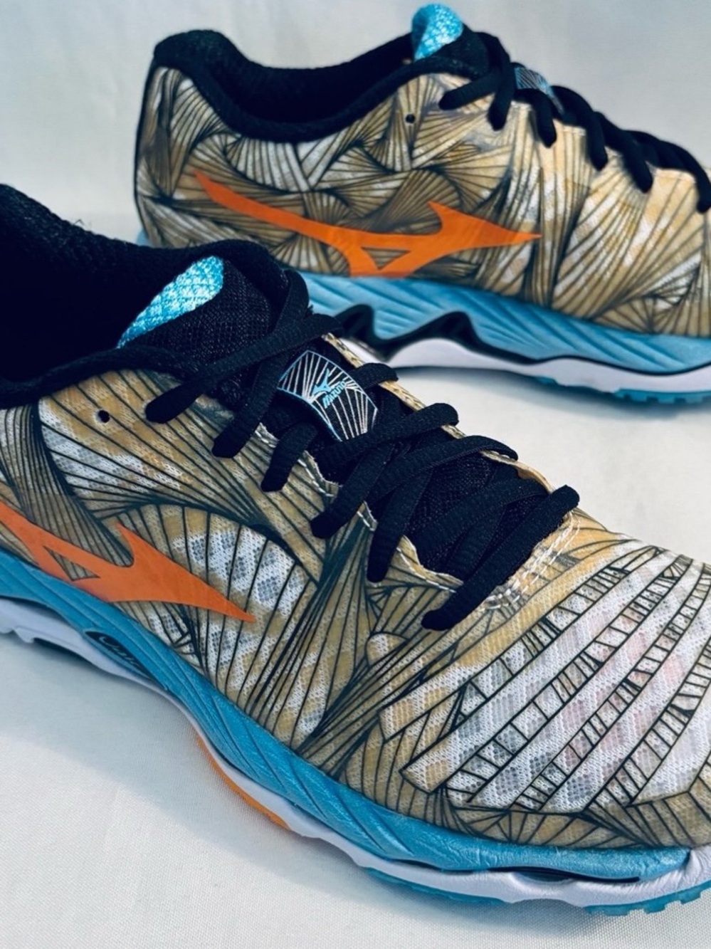 MIZUNO WAVE PARADOX Running Shoes